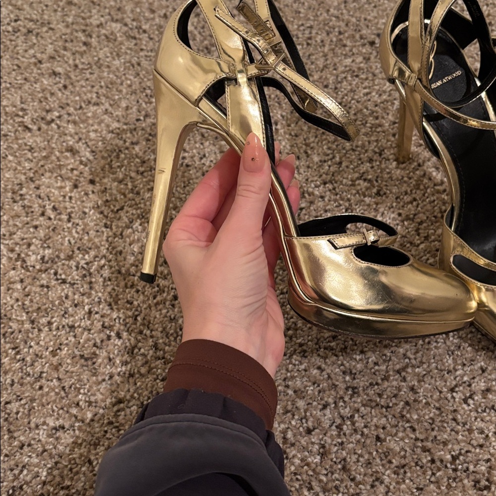 Brian Atwood Gold Heels size 9 - Picture 4 of 9
